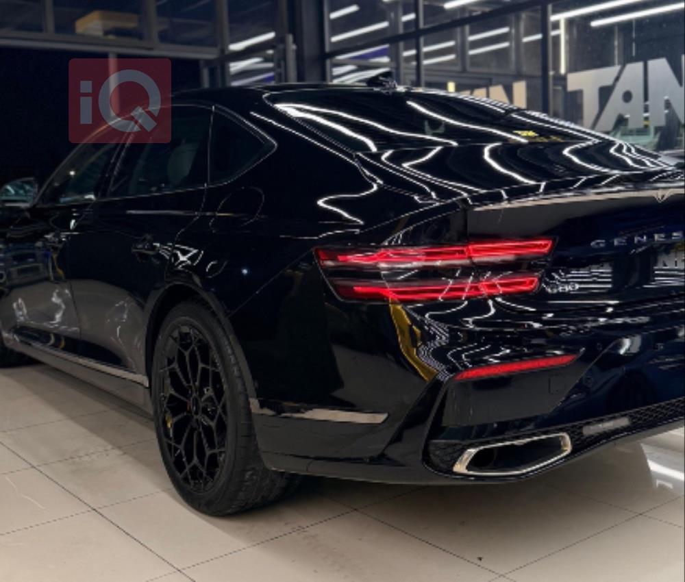 جنسس G80
